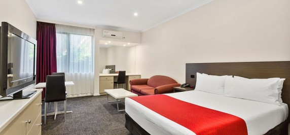 Deluxe Queen Room – Disability Access